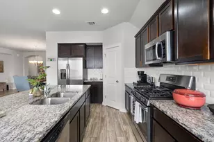 179 Knots Landing, Kyle, TX 78640 - Photo 14
