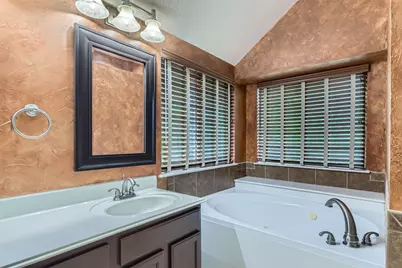 17904 Worley Drive, Pflugerville, TX 78660 - Photo 12