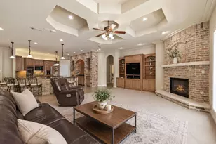 205 W Majestic Oak Ln, Georgetown, TX 78633 - Photo 14