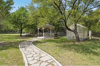 205 W Majestic Oak Lane, Georgetown, TX 78633 - Photo 34