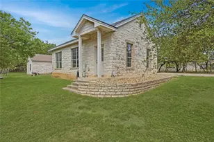 205 W Majestic Oak Ln, Georgetown, TX 78633 - Photo 38