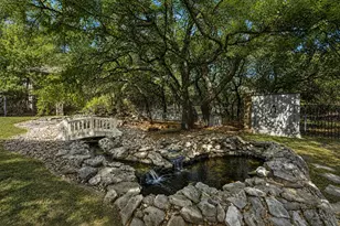 205 W Majestic Oak Ln, Georgetown, TX 78633 - Photo 38