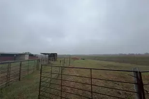 100 Simmons Family Farm Rd, Lockhart, TX 78644 - Photo 28