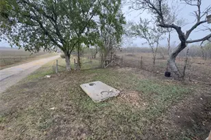 100 Simmons Family Farm Rd, Lockhart, TX 78644 - Photo 22