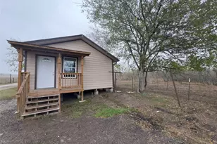 100 Simmons Family Farm Rd, Lockhart, TX 78644 - Photo 2