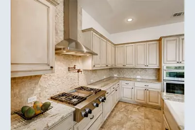 215 Woodlands Court, Lakeway, TX 78738 - Photo 18