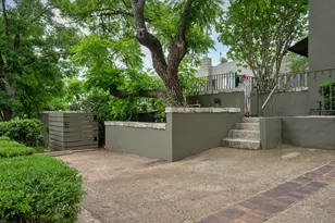1111 W 12th St, Austin, TX 78703 - Photo 22