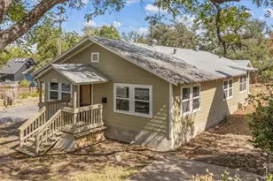 1801 Travis Heights Blvd, Austin, TX 78704 - Photo 2