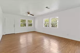1801 Travis Heights Blvd, Austin, TX 78704 - Photo 6