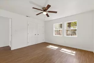 1801 Travis Heights Blvd, Austin, TX 78704 - Photo 14