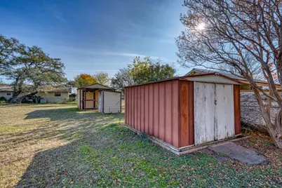 605 W Ash Dr Drive, Johnson City, TX 78636 - Photo 12