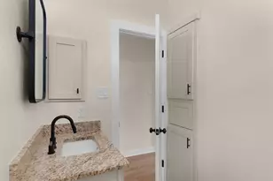 7319 Tiff Nicole Ln, Von Ormy, TX 78073 - Photo 32