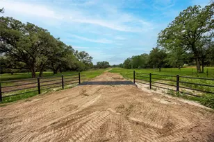 2570 Burke Rd, Flatonia, TX 78941 - Photo 1