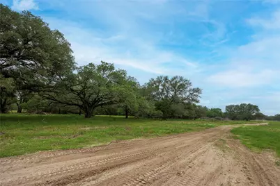 2570 Burke Road, Flatonia, TX 78941 - Photo 2
