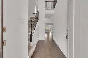 2324 Sawdust Dr, Georgetown, TX 78633 - Photo 2