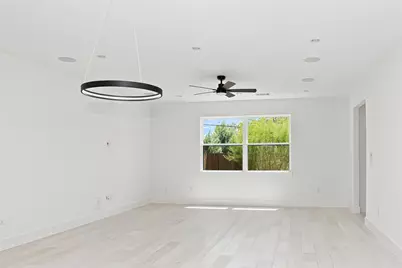 1500 Sylvan Glade #A, Austin, TX 78745 - Photo 4