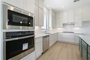 417 Lost Tree Dr, Buda, TX 78610 - Photo 22
