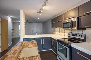 1101 Grove Blvd, Austin, TX 78741 - Photo 4