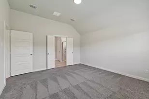 1106 Universal Dr, Hutto, TX 78634 - Photo 10