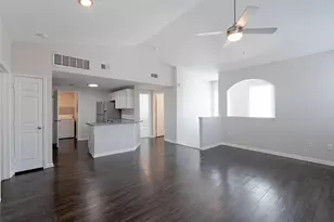 12215 Hunters Chase Dr, Austin, TX 78729 - Photo 6