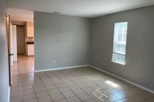 8401 Colony Loop Dr, Austin, TX 78724 - Photo 6