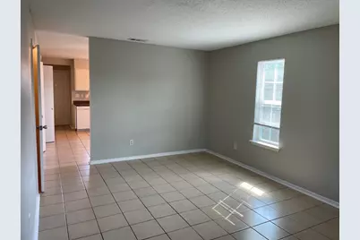 8401 Colony Loop Drive #D, Austin, TX 78724 - Photo 6