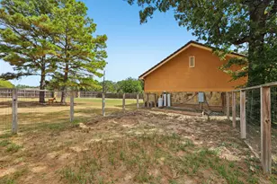 126 King St, Bastrop, TX 78602 - Photo 32