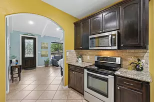 126 King St, Bastrop, TX 78602 - Photo 12