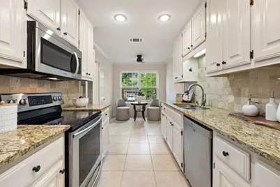 3815 Williamsburg Circle, Austin, TX 78731 - Photo 18
