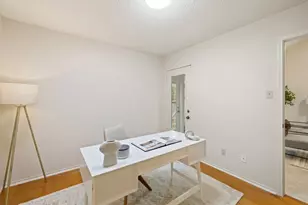 3815 Williamsburg Cir, Austin, TX 78731 - Photo 26