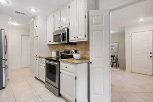 3815 Williamsburg Cir, Austin, TX 78731 - Photo 16