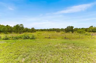 12212 Ballerstedt Rd, Elgin, TX 78621 - Photo 32