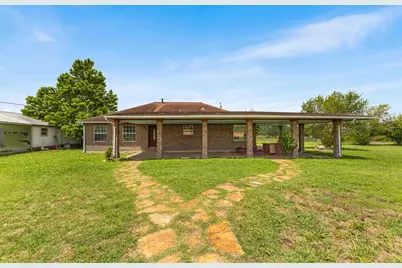 12212 Ballerstedt Road, Elgin, TX 78621 - Photo 2