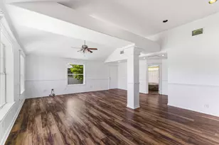 12212 Ballerstedt Rd, Elgin, TX 78621 - Photo 6