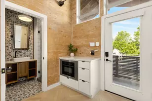 2309 S 4th St, Austin, TX 78704 - Photo 32