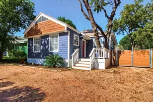 702 W N Loop Blvd, Austin, TX 78751 - Photo 2