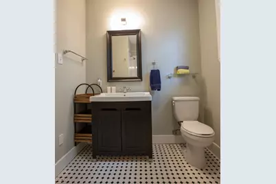 702 W North Loop Boulevard, Austin, TX 78751 - Photo 6