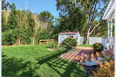 702 W North Loop Boulevard, Austin, TX 78751 - Photo 20