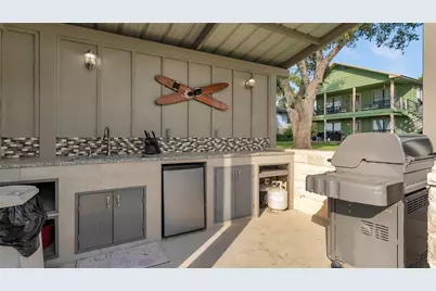 136 Web Isle Drive, Marble Falls, TX 78654 - Photo 32