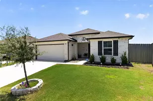 908 Gerardia Ct, Seguin, TX 78155 - Photo 2