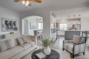 2016 Hidden Hills Dr, Dripping Springs, TX 78620 - Photo 4