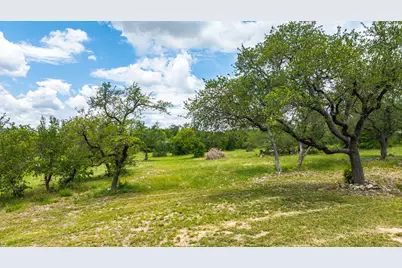 2016 Hidden Hills Drive, Dripping Springs, TX 78620 - Photo 30
