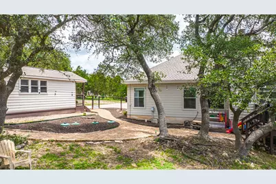 2016 Hidden Hills Drive, Dripping Springs, TX 78620 - Photo 20