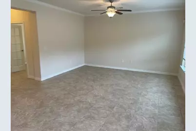 10004 Epic Knoll Drive, Austin, TX 78747 - Photo 4