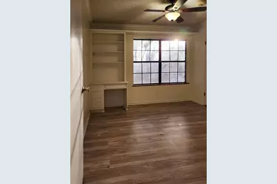 2000 Donna Drive, Taylor, TX 76574 - Photo 12