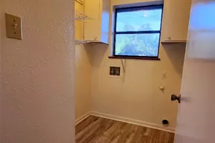 2000 Donna Dr, Taylor, TX 76574 - Photo 20