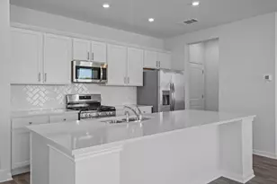 2210B Cornfield Dr, Pflugerville, TX 78660 - Photo 4