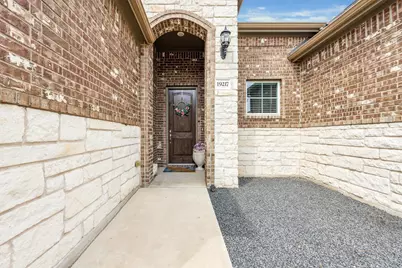 19217 Tristan Stone Drive, Pflugerville, TX 78660 - Photo 2