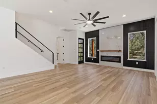 189 Nuuanu Ln, Bastrop, TX 78602 - Photo 6