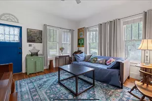 510 S Guadalupe St, Lockhart, TX 78644 - Photo 8